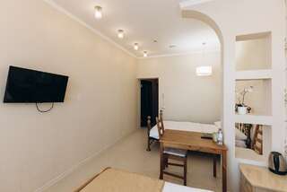 Гостиница Элизий Арамиль Двухместный номер «Комфорт» с 2 двухместными кроватями.-5