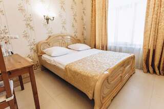 Гостиница Элизий Арамиль Двухместный номер «Комфорт» с 2 двухместными кроватями.-1