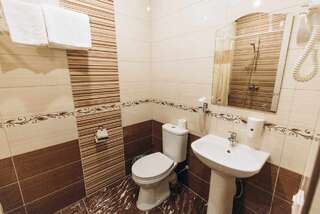 Гостиница Элизий Арамиль Двухместный номер «Комфорт» с 2 двухместными кроватями.-4